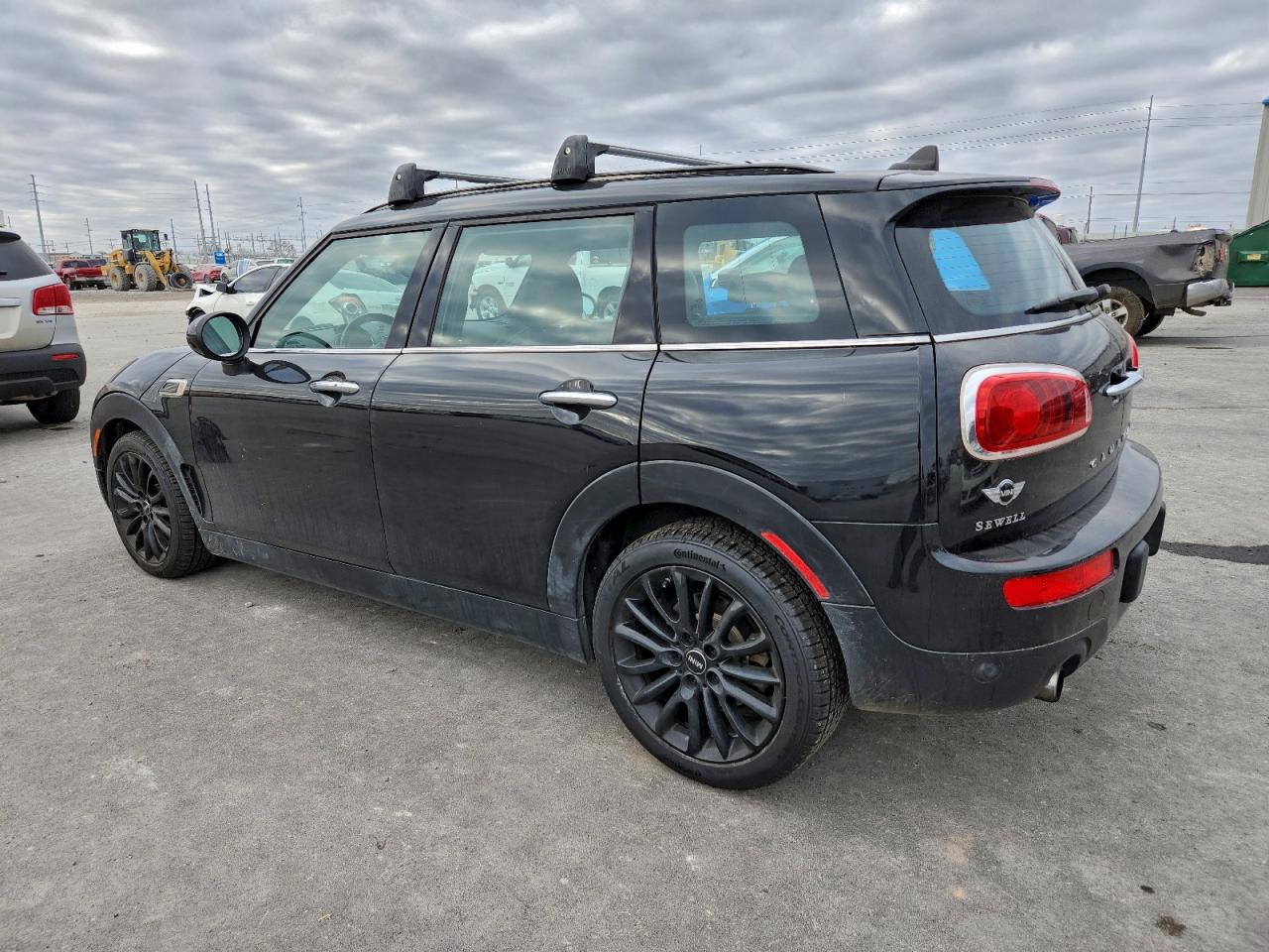 Автомобиль MINI COOPER CLUBMAN 2017 | GrandCar Автомобиль MINI COOPER CLUBMAN 2017 | GrandCar