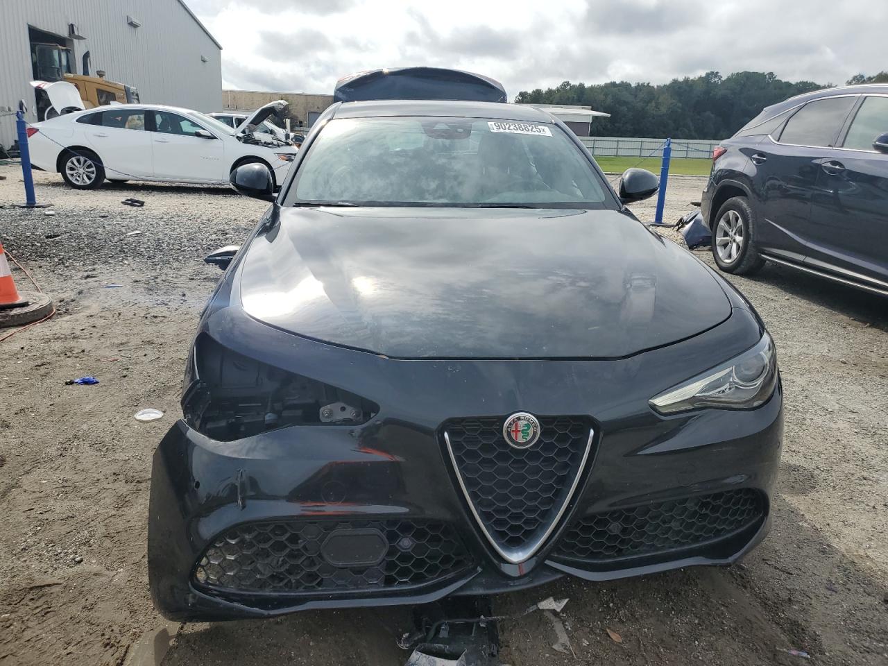 Автомобіль ALFA ROMEO GIULIA SUPER 2022 | GrandCar Автомобіль ALFA ROMEO GIULIA SUPER 2022 | GrandCar
