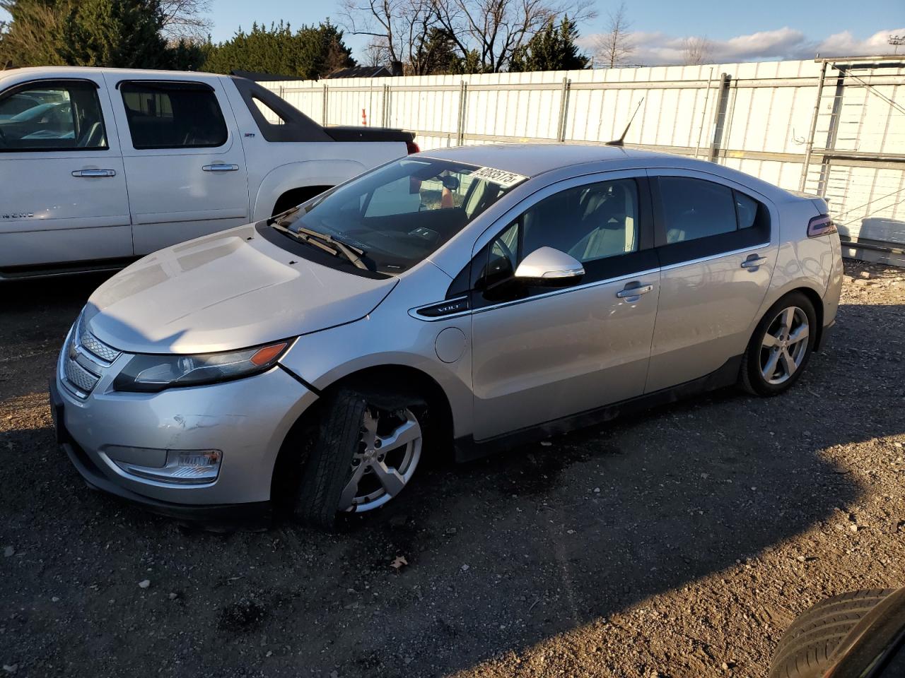 Автомобиль CHEVROLET VOLT 2013 | GrandCar