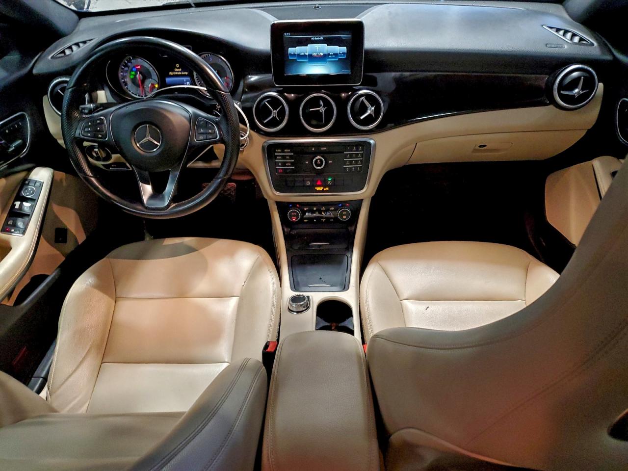 Автомобиль MERCEDES-BENZ CLA 250 2015 | GrandCar Автомобиль MERCEDES-BENZ CLA 250 2015 | GrandCar