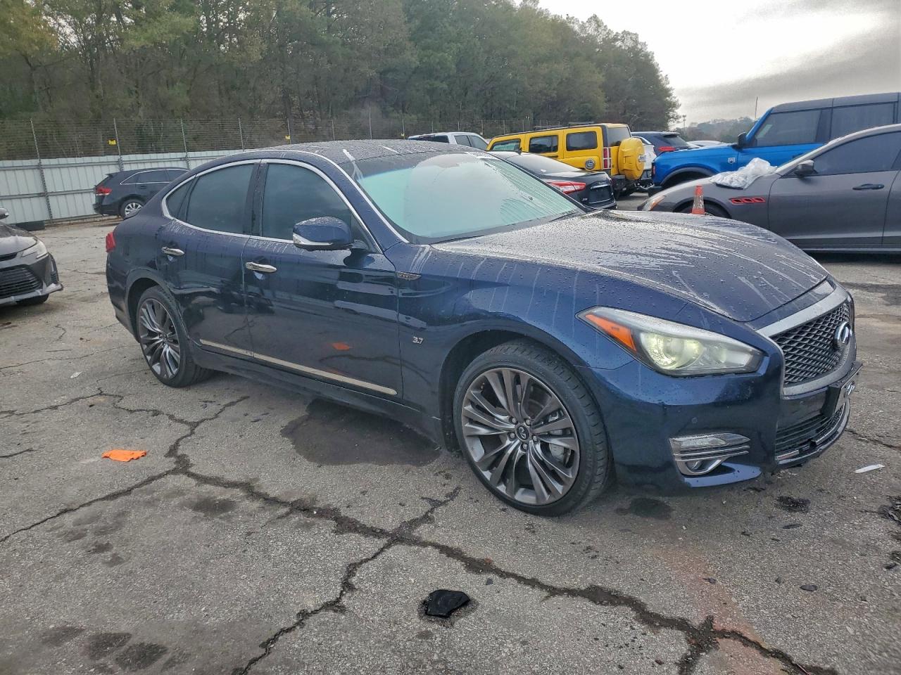 Автомобиль INFINITI Q70 3.7 LUXE 2018 | GrandCar Автомобиль INFINITI Q70 3.7 LUXE 2018 | GrandCar