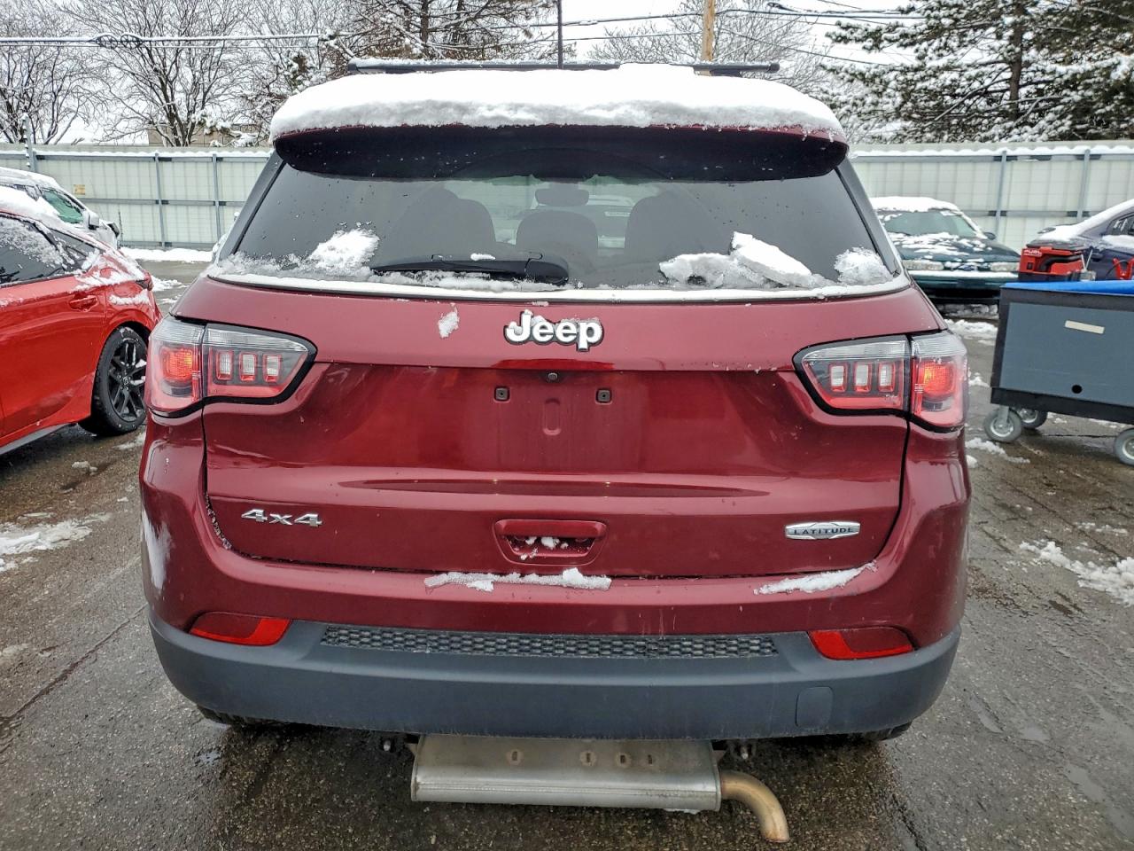Автомобіль JEEP COMPASS LATITUDE 2021 | GrandCar Автомобіль JEEP COMPASS LATITUDE 2021 | GrandCar