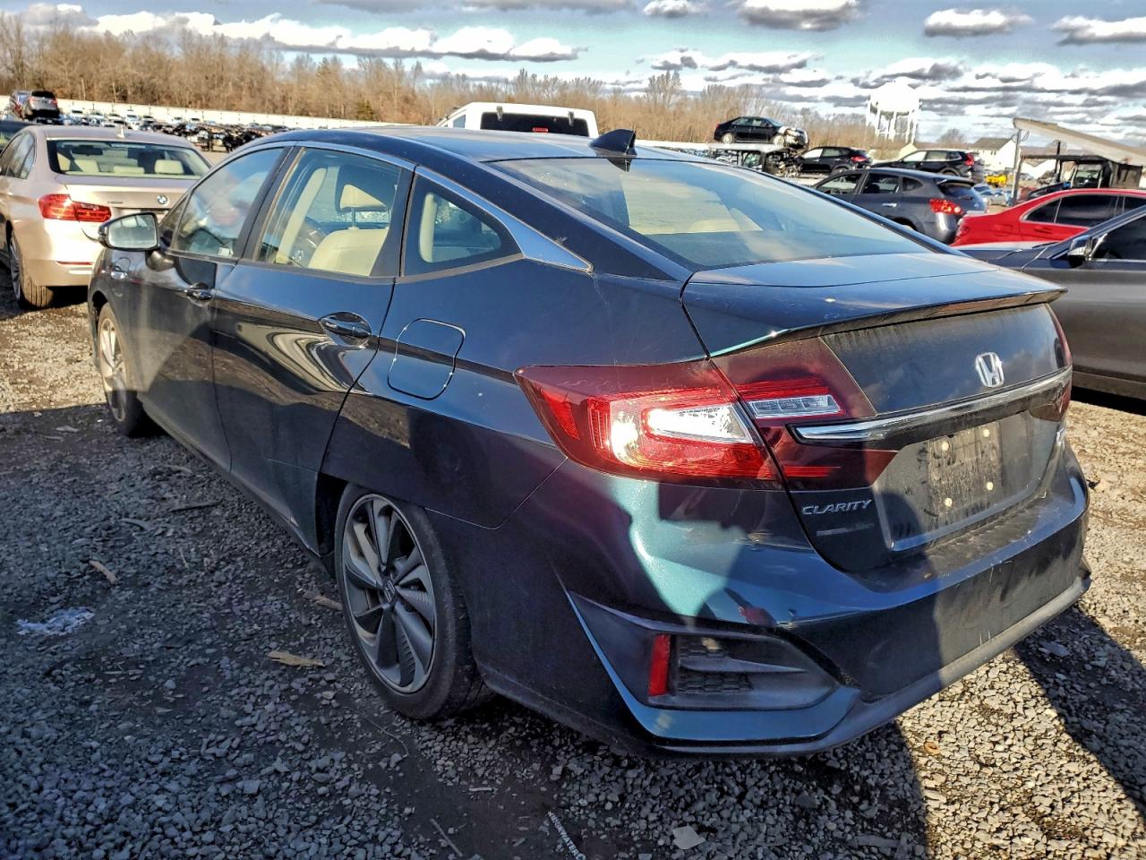 Автомобиль HONDA CLARITY TOURING 2018 | GrandCar Автомобиль HONDA CLARITY TOURING 2018 | GrandCar