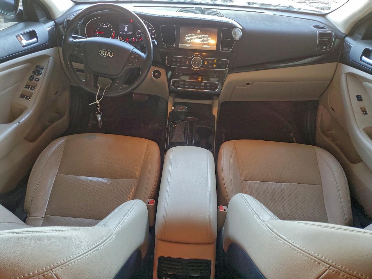 Автомобиль KIA CADENZA PREMIUM 2015 | GrandCar Автомобиль KIA CADENZA PREMIUM 2015 | GrandCar