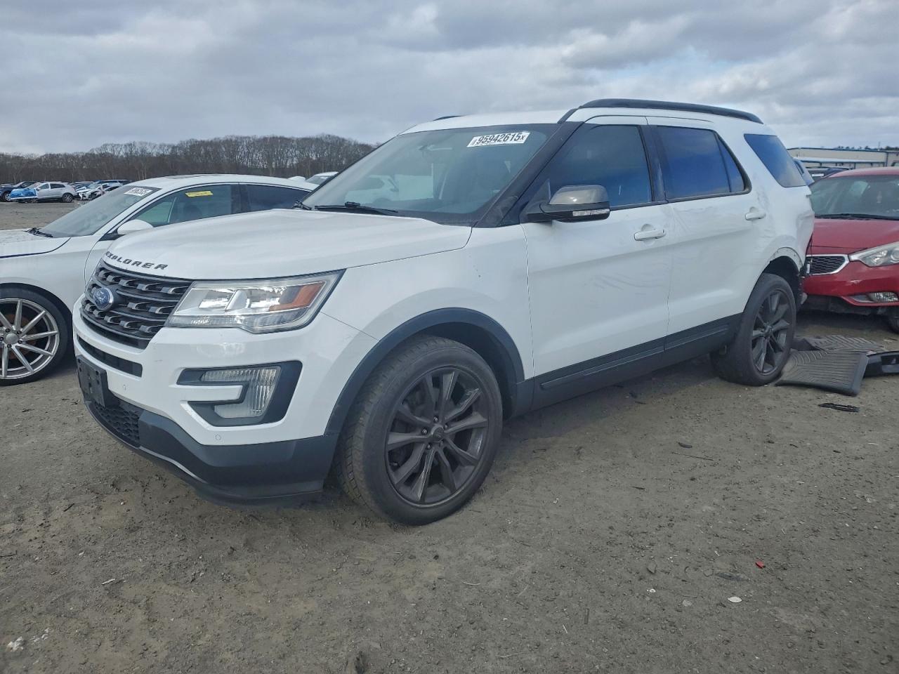 Автомобиль FORD EXPLORER XLT 2017 | GrandCar