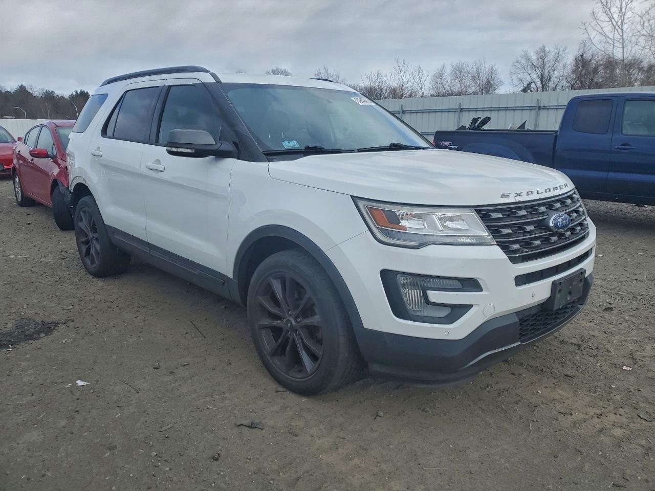Автомобіль FORD EXPLORER XLT 2017 | GrandCar Автомобіль FORD EXPLORER XLT 2017 | GrandCar