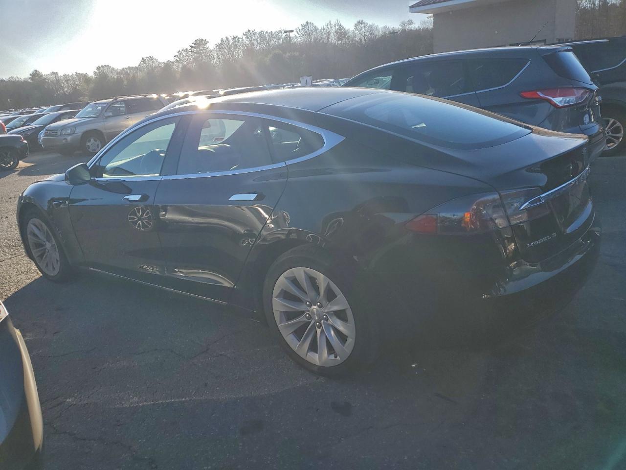 Автомобіль TESLA MODEL S 2019 | GrandCar Автомобіль TESLA MODEL S 2019 | GrandCar