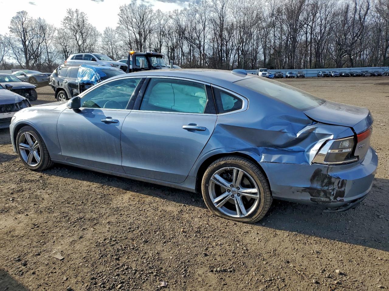 Автомобиль VOLVO S90 T5 MOMENTUM 2018 | GrandCar Автомобиль VOLVO S90 T5 MOMENTUM 2018 | GrandCar