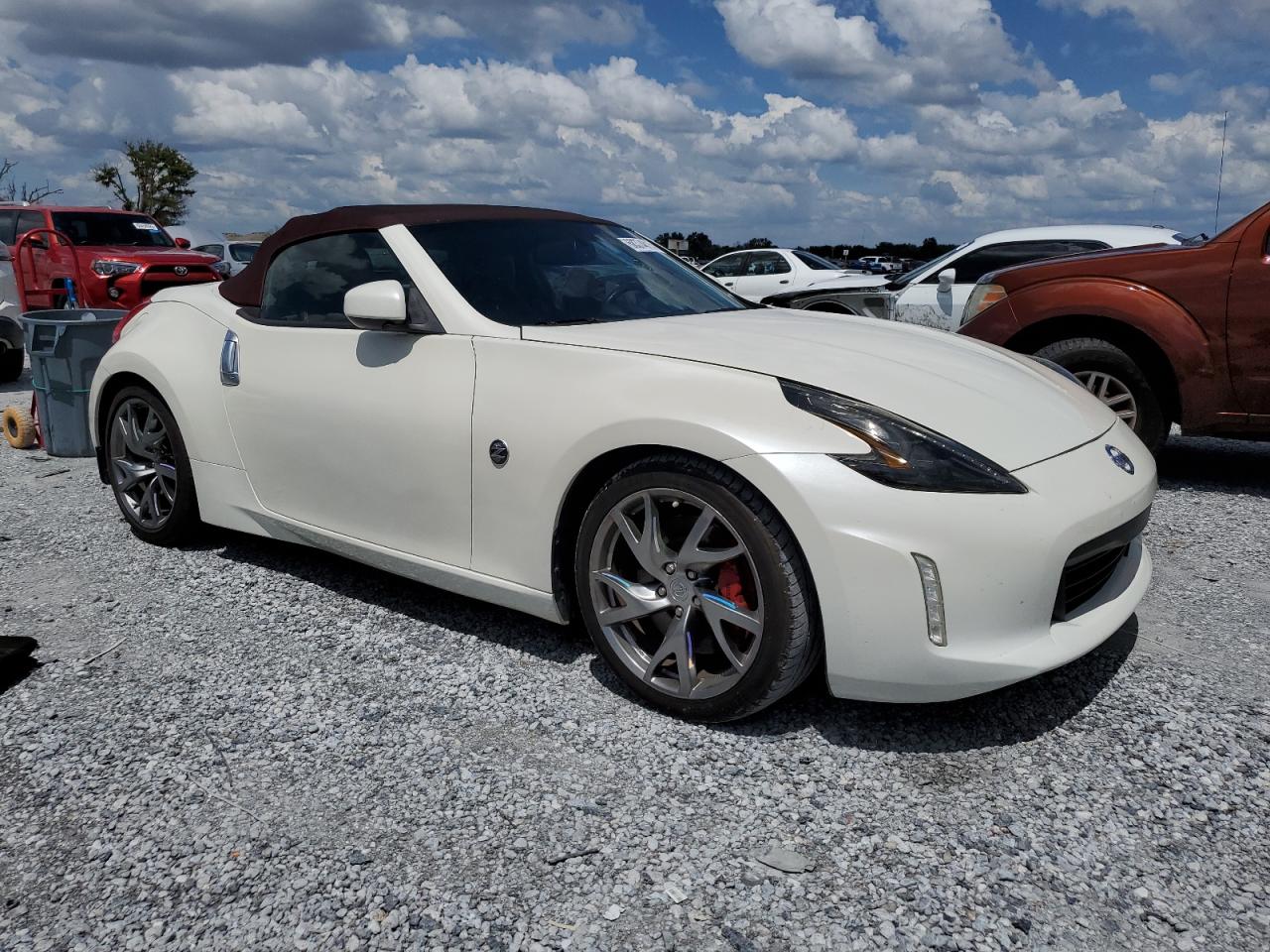 Автомобиль NISSAN 370Z BASE 2015 | GrandCar Автомобиль NISSAN 370Z BASE 2015 | GrandCar