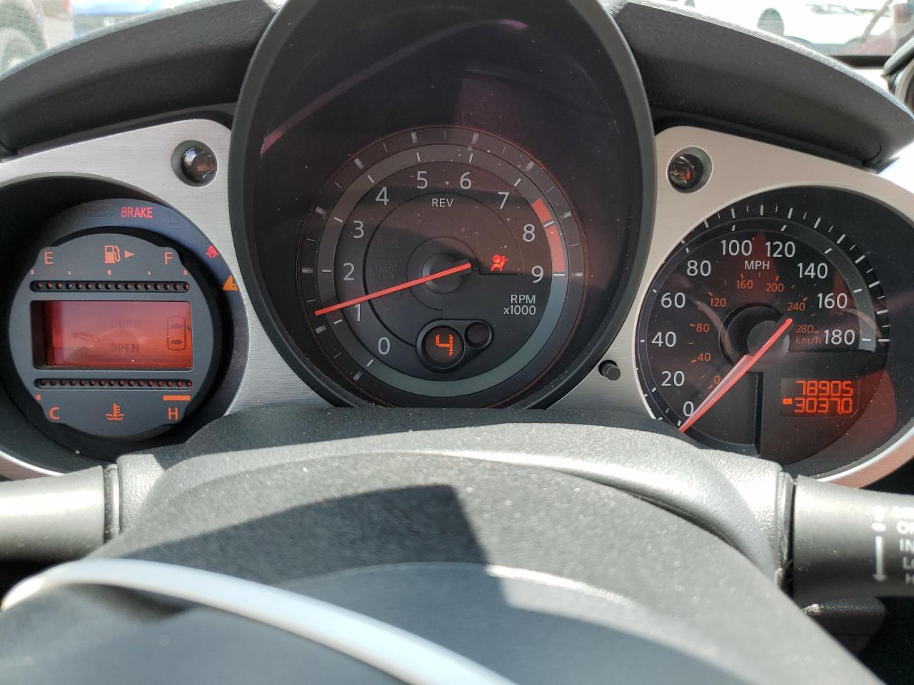 Автомобиль NISSAN 370Z BASE 2015 | GrandCar Автомобиль NISSAN 370Z BASE 2015 | GrandCar