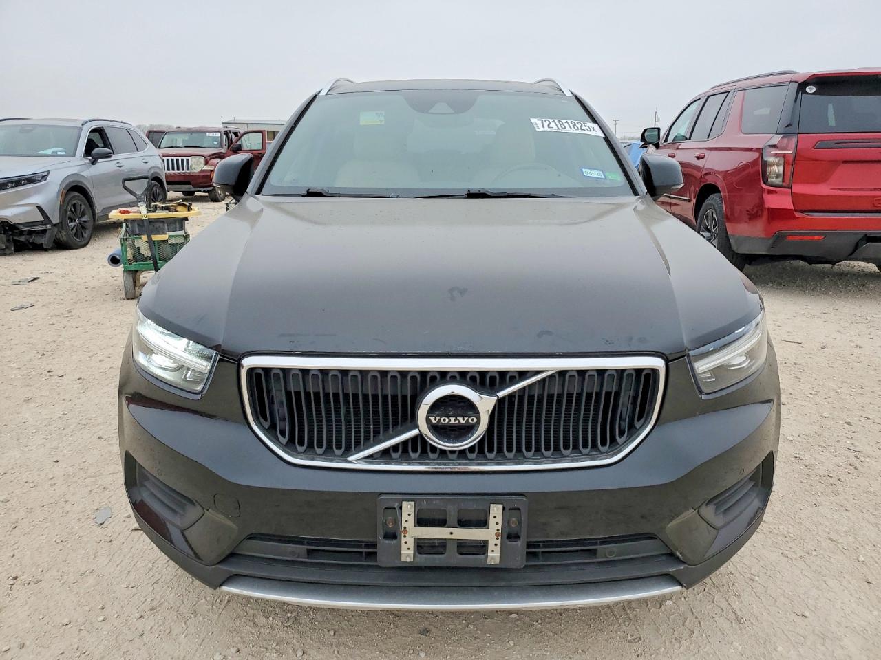 Автомобиль VOLVO XC40 T5 MOMENTUM 2019 | GrandCar Автомобиль VOLVO XC40 T5 MOMENTUM 2019 | GrandCar