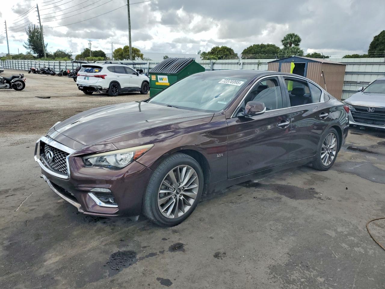 Автомобиль INFINITI Q50 LUXE 2018 | GrandCar