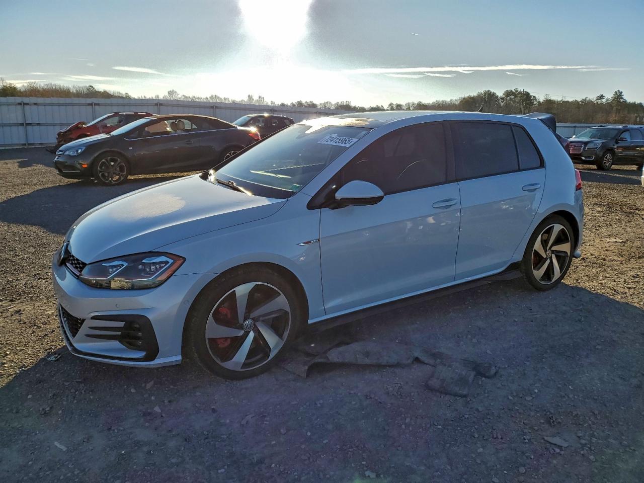 Автомобиль VOLKSWAGEN GTI S/SE 2018 | GrandCar