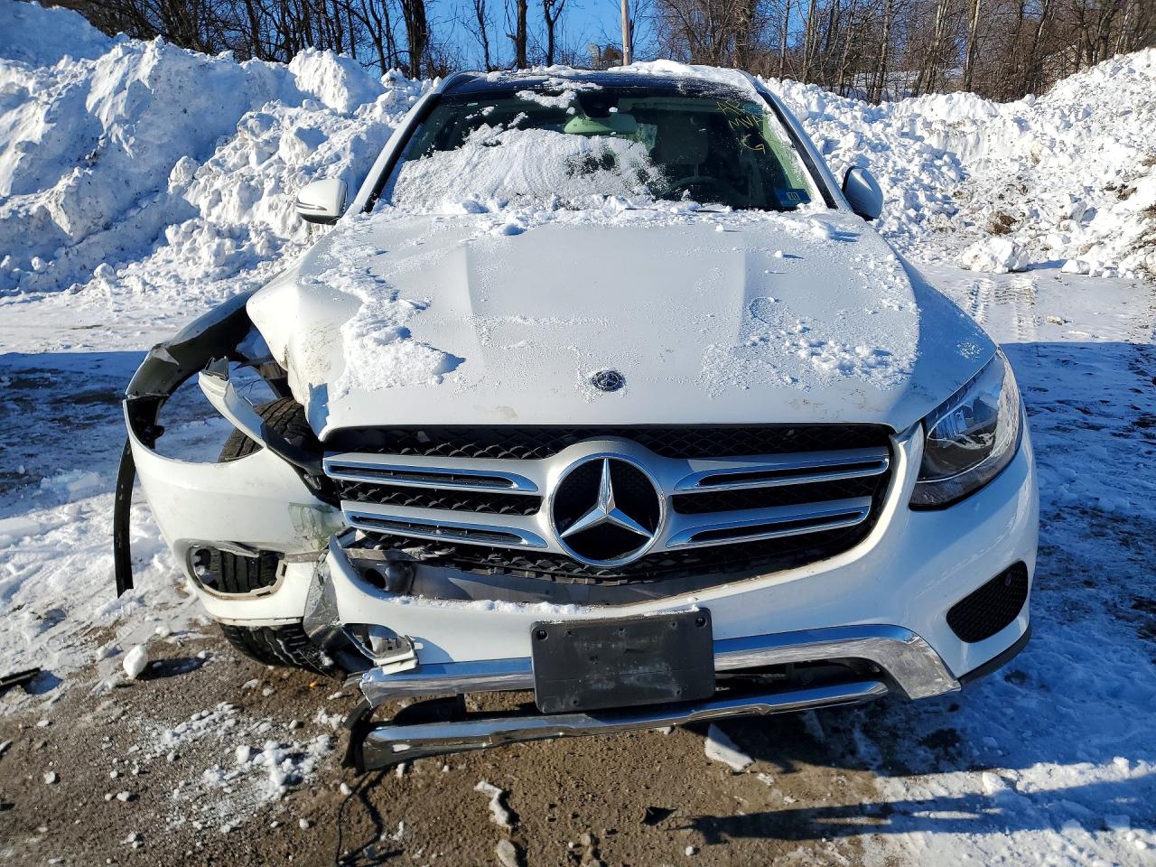 Автомобиль MERCEDES-BENZ GLC 300 4MATIC 2018 | GrandCar Автомобиль MERCEDES-BENZ GLC 300 4MATIC 2018 | GrandCar