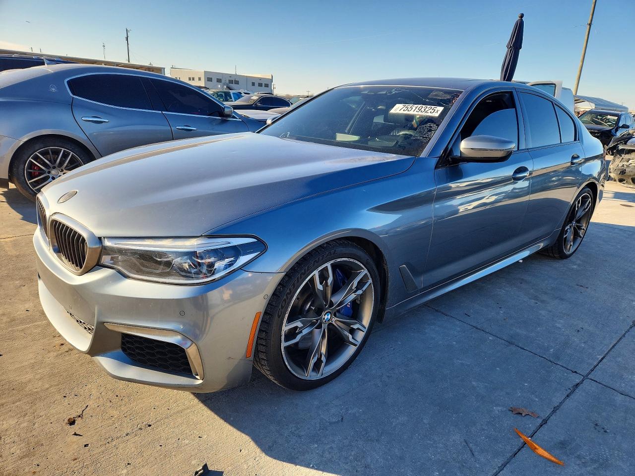 Автомобиль BMW M550XI 2018 | GrandCar