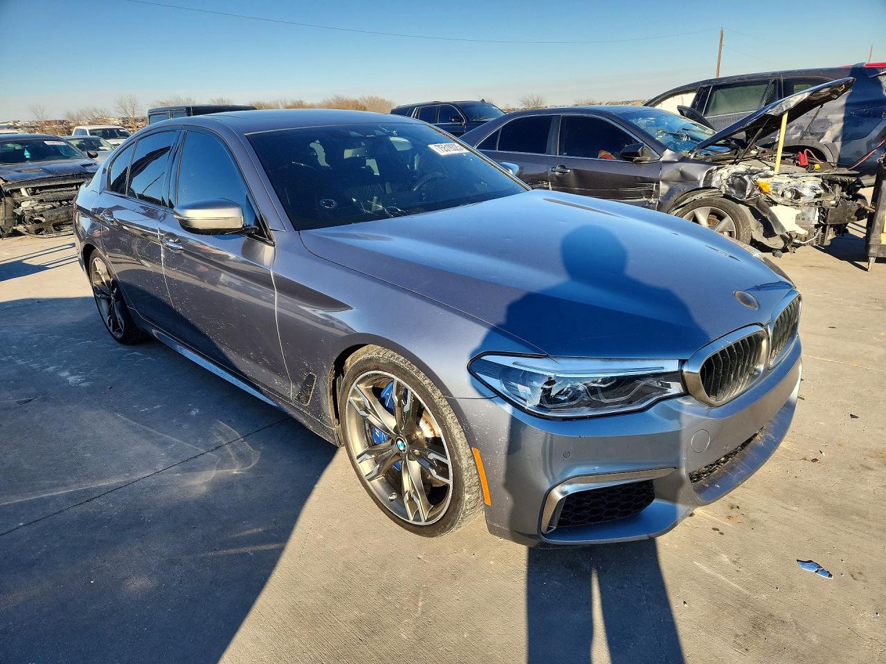 Автомобіль BMW M550XI 2018 | GrandCar Автомобіль BMW M550XI 2018 | GrandCar