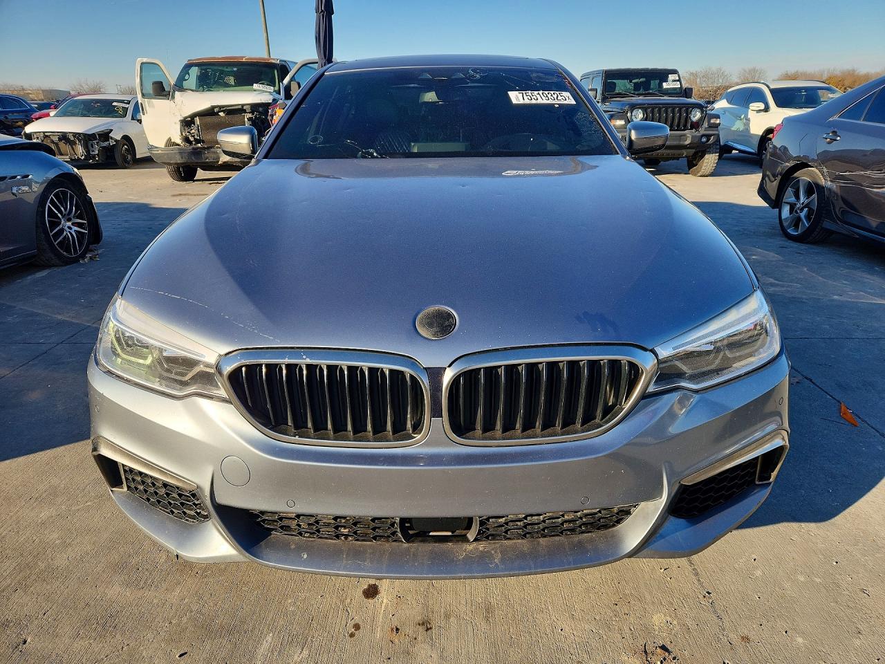 Автомобіль BMW M550XI 2018 | GrandCar Автомобіль BMW M550XI 2018 | GrandCar