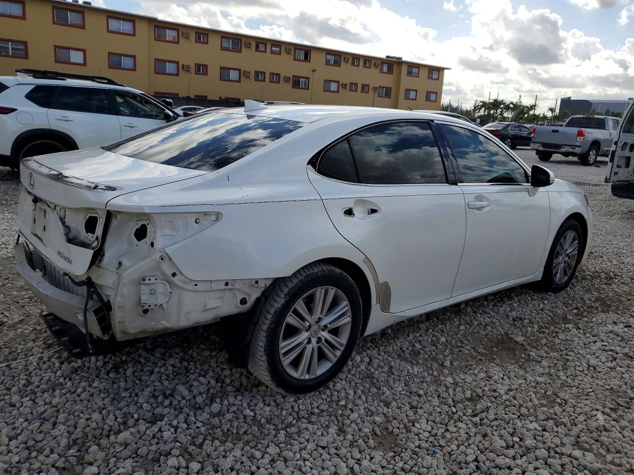 Автомобіль LEXUS ES 350 BASE 2015 | GrandCar Автомобіль LEXUS ES 350 BASE 2015 | GrandCar