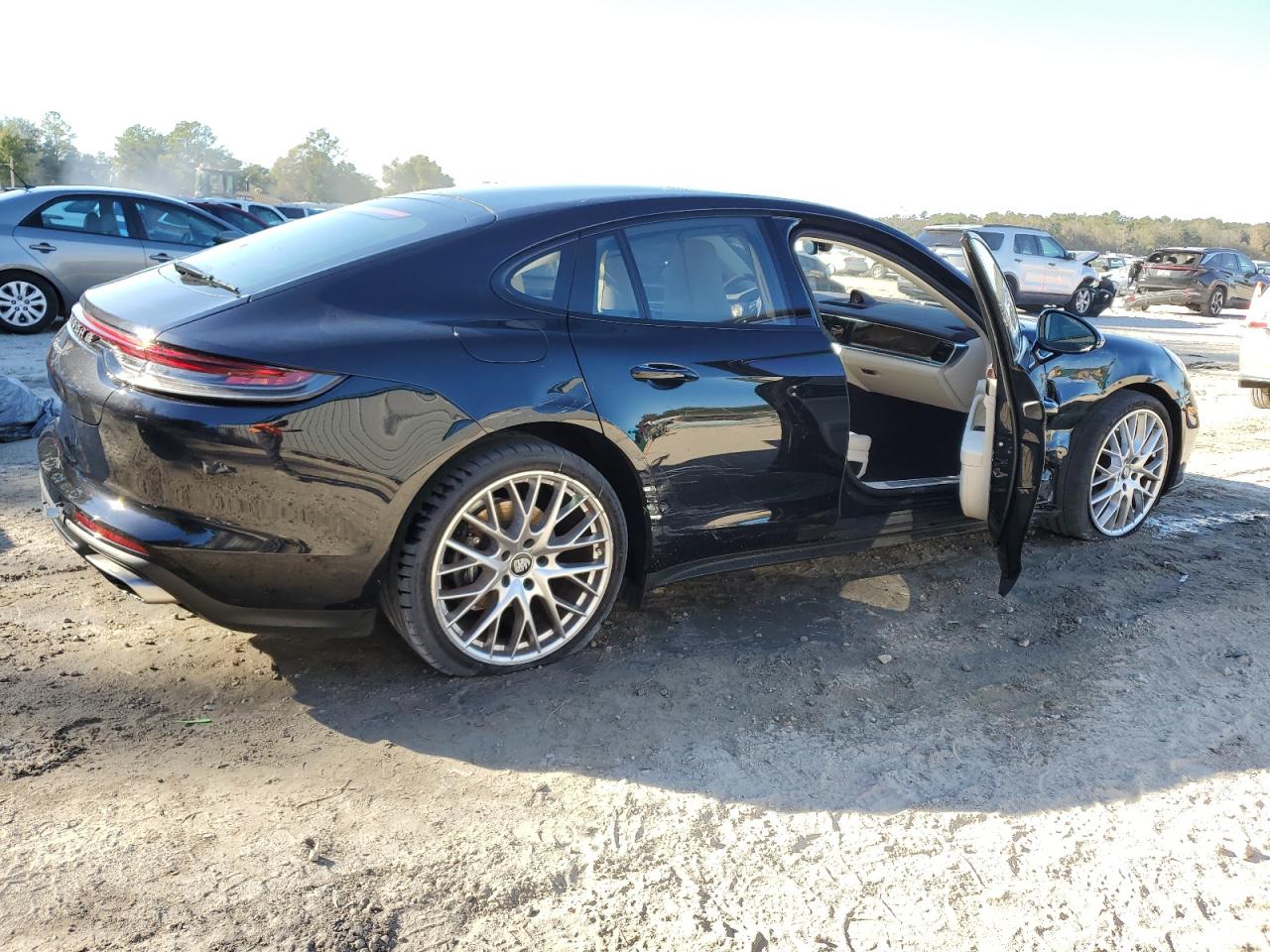 Автомобиль PORSCHE PANAMERA BASE 2023 | GrandCar Автомобиль PORSCHE PANAMERA BASE 2023 | GrandCar