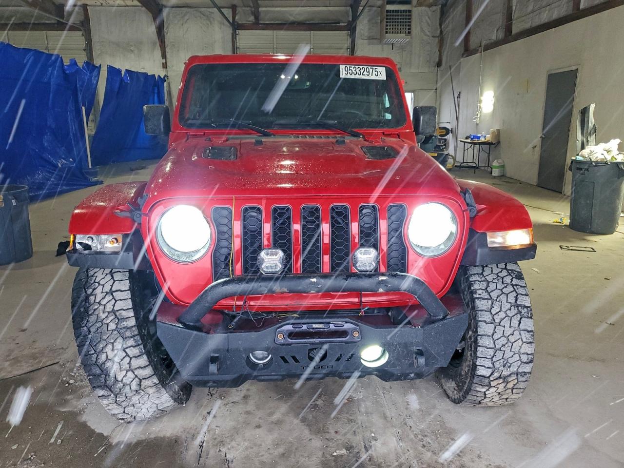 Автомобиль JEEP GLADIATOR RUBICON 2023 | GrandCar Автомобиль JEEP GLADIATOR RUBICON 2023 | GrandCar