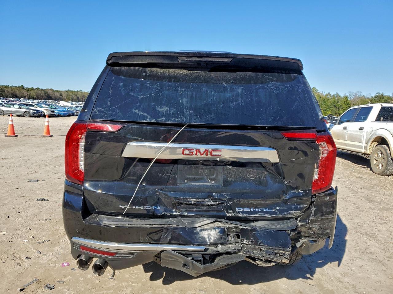 Автомобіль GMC YUKON DENALI 2024 | GrandCar Автомобіль GMC YUKON DENALI 2024 | GrandCar