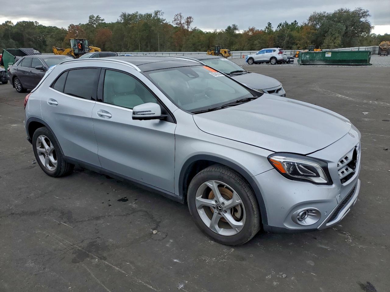 Автомобиль MERCEDES-BENZ GLA 250 4MATIC 2020 | GrandCar Автомобиль MERCEDES-BENZ GLA 250 4MATIC 2020 | GrandCar