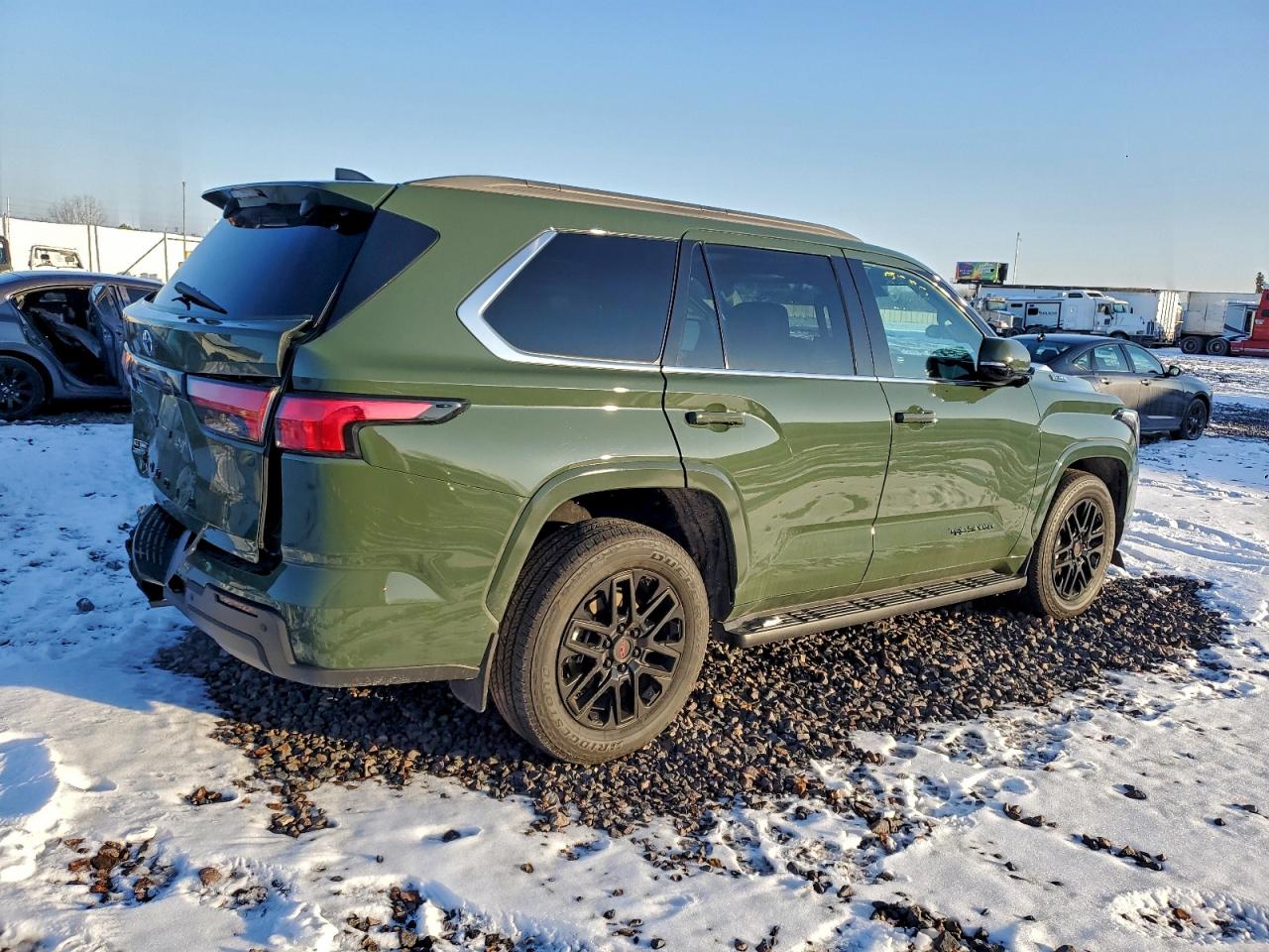 Автомобіль TOYOTA SEQUOIA SR5 2023 | GrandCar Автомобіль TOYOTA SEQUOIA SR5 2023 | GrandCar