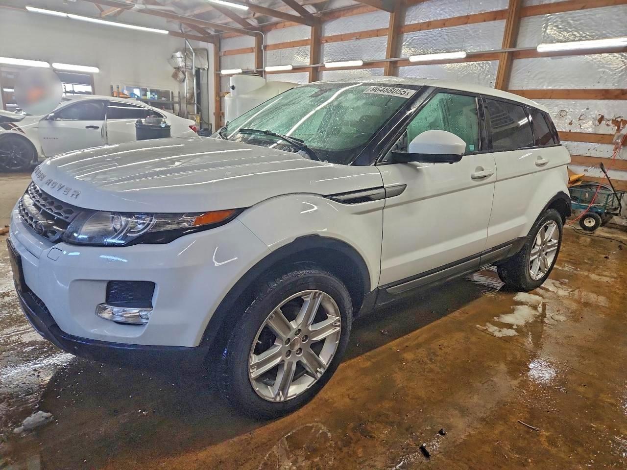 Автомобиль LAND ROVER RANGE ROVER EVOQUE PURE PREMIUM 2015 | GrandCar