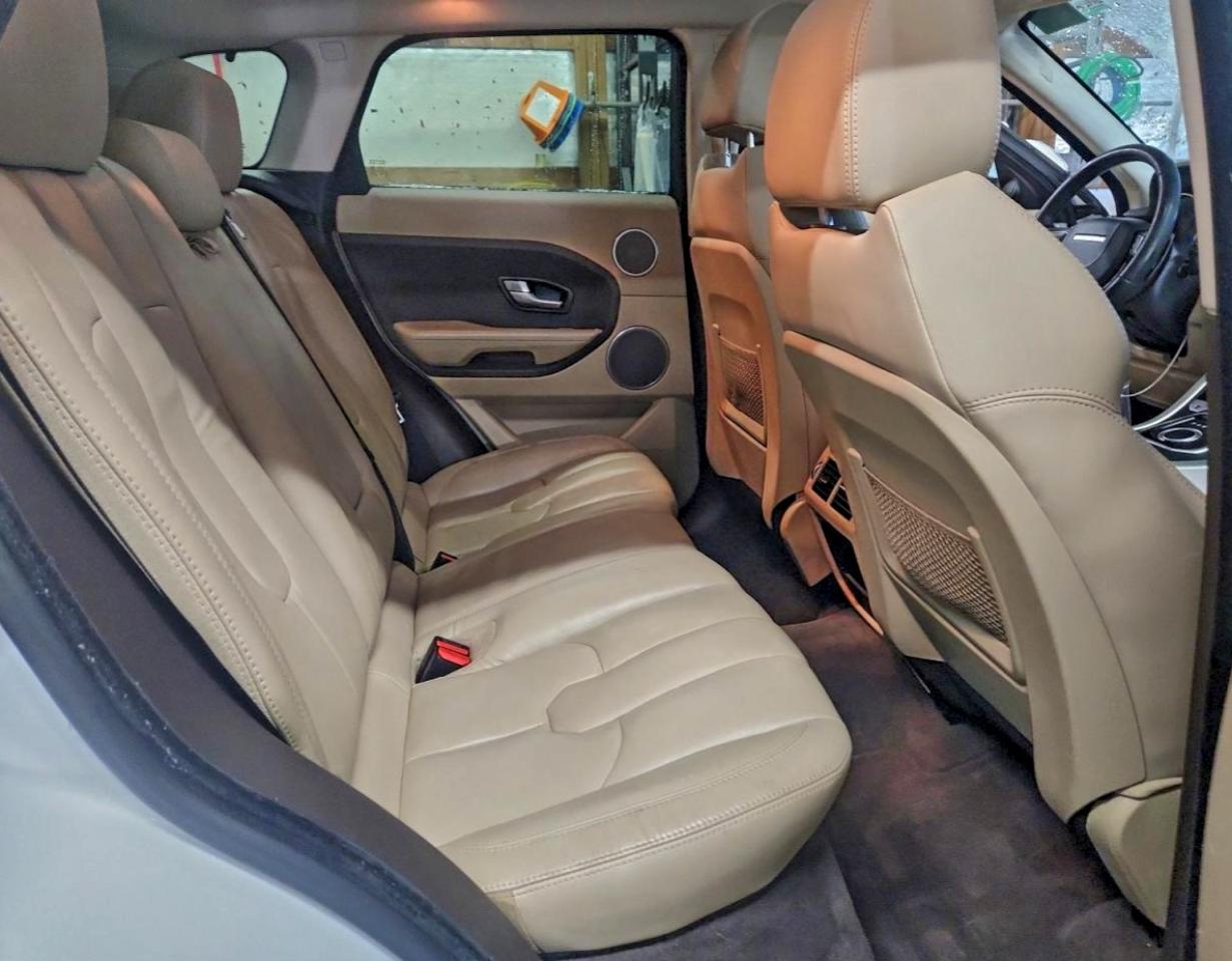 Автомобиль LAND ROVER RANGE ROVER EVOQUE PURE PREMIUM 2015 | GrandCar Автомобиль LAND ROVER RANGE ROVER EVOQUE PURE PREMIUM 2015 | GrandCar