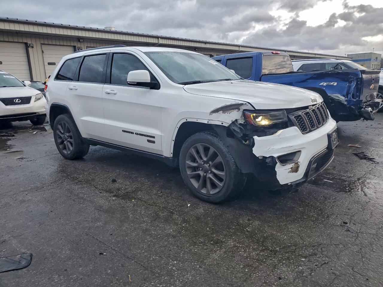 Автомобіль JEEP GRAND CHEROKEE LIMITED 2016 | GrandCar Автомобіль JEEP GRAND CHEROKEE LIMITED 2016 | GrandCar