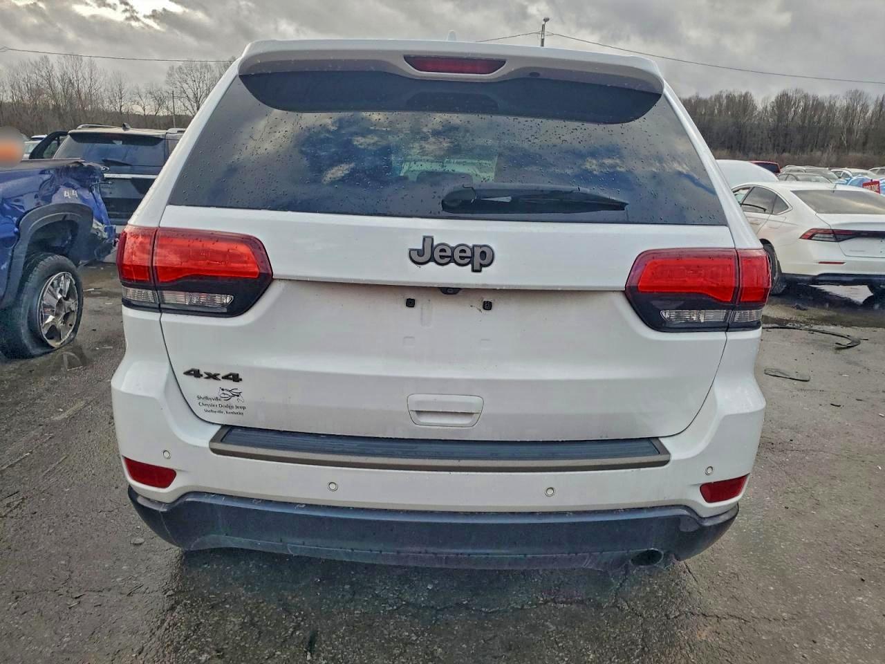 Автомобіль JEEP GRAND CHEROKEE LIMITED 2016 | GrandCar Автомобіль JEEP GRAND CHEROKEE LIMITED 2016 | GrandCar