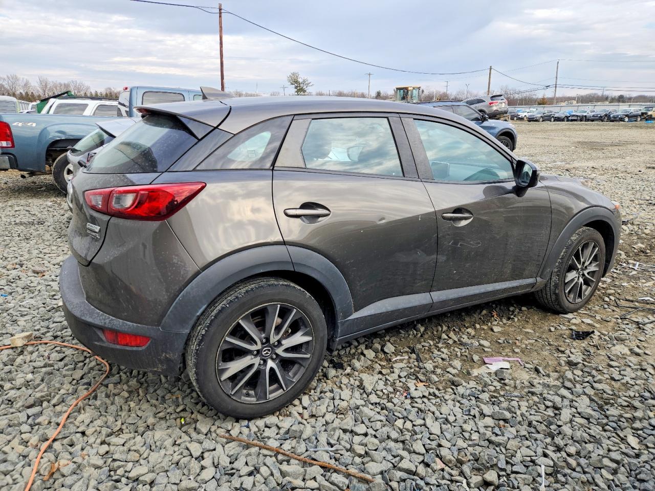 Автомобиль MAZDA CX-3 TOURING 2017 | GrandCar Автомобиль MAZDA CX-3 TOURING 2017 | GrandCar