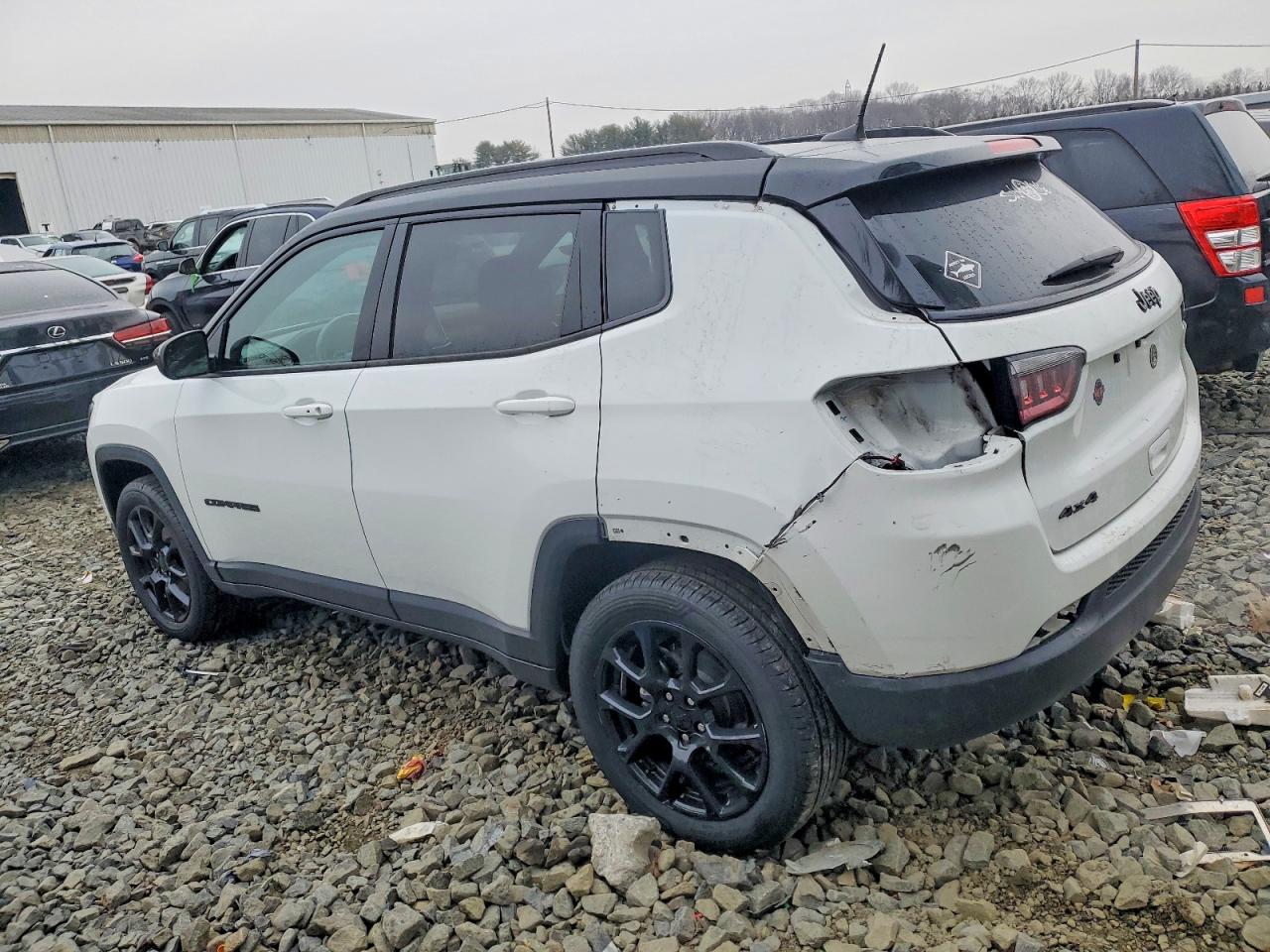 Автомобіль JEEP COMPASS LATITUDE 2022 | GrandCar Автомобіль JEEP COMPASS LATITUDE 2022 | GrandCar