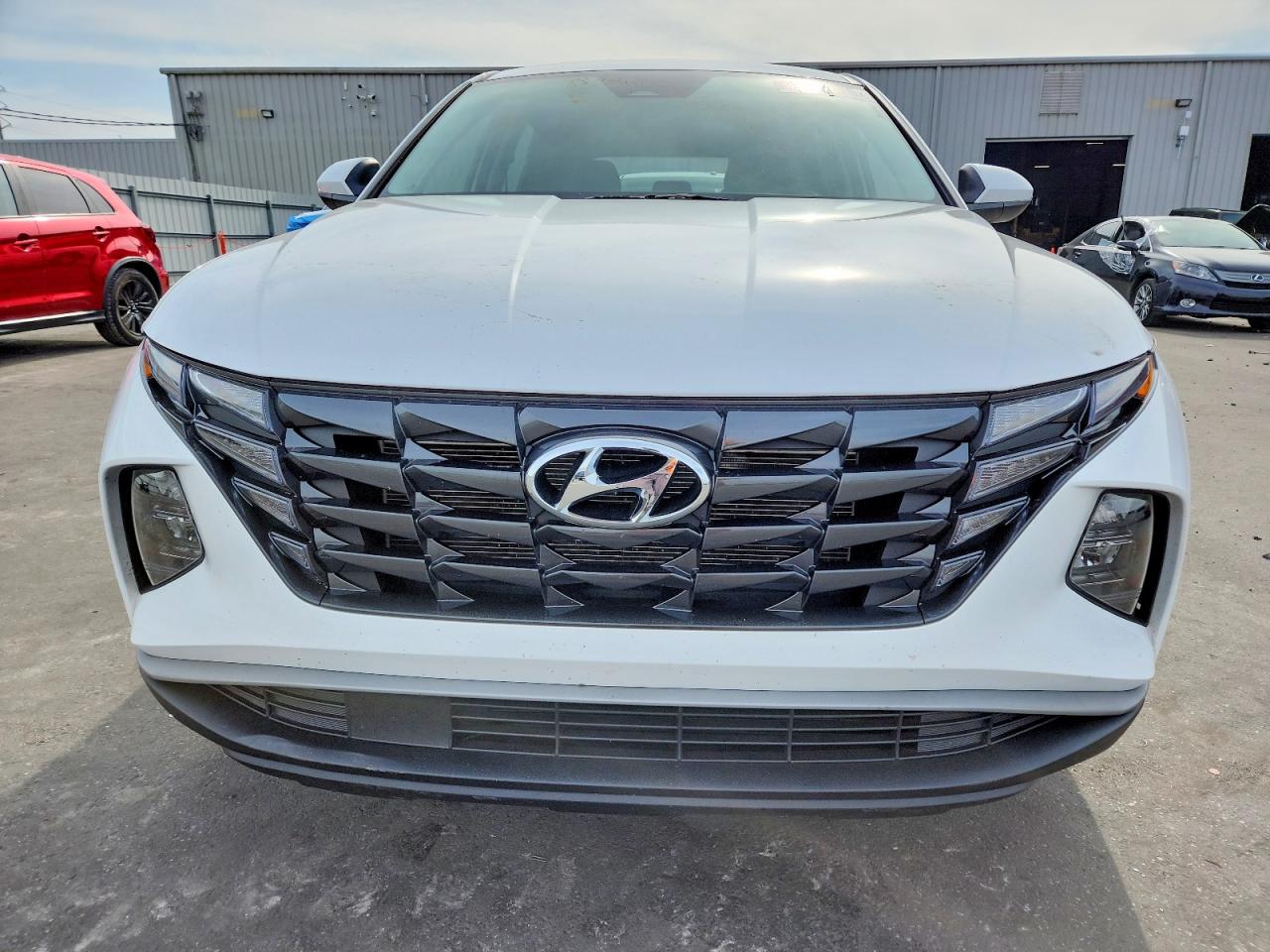 Автомобиль HYUNDAI TUCSON SE 2024 | GrandCar Автомобиль HYUNDAI TUCSON SE 2024 | GrandCar