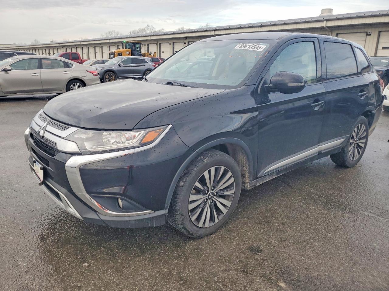 Автомобиль MITSUBISHI OUTLANDER SE 2019 | GrandCar