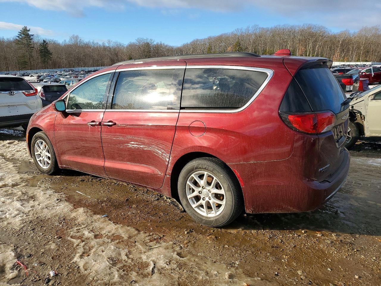 Автомобіль CHRYSLER PACIFICA TOURING 2020 | GrandCar Автомобіль CHRYSLER PACIFICA TOURING 2020 | GrandCar