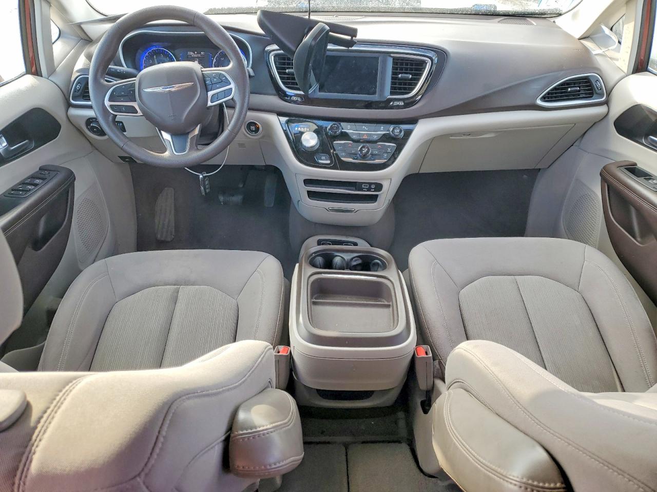 Автомобіль CHRYSLER PACIFICA TOURING 2020 | GrandCar Автомобіль CHRYSLER PACIFICA TOURING 2020 | GrandCar