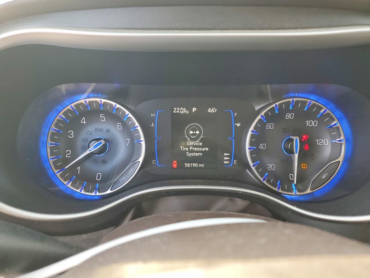 Автомобіль CHRYSLER PACIFICA TOURING 2020 | GrandCar Автомобіль CHRYSLER PACIFICA TOURING 2020 | GrandCar