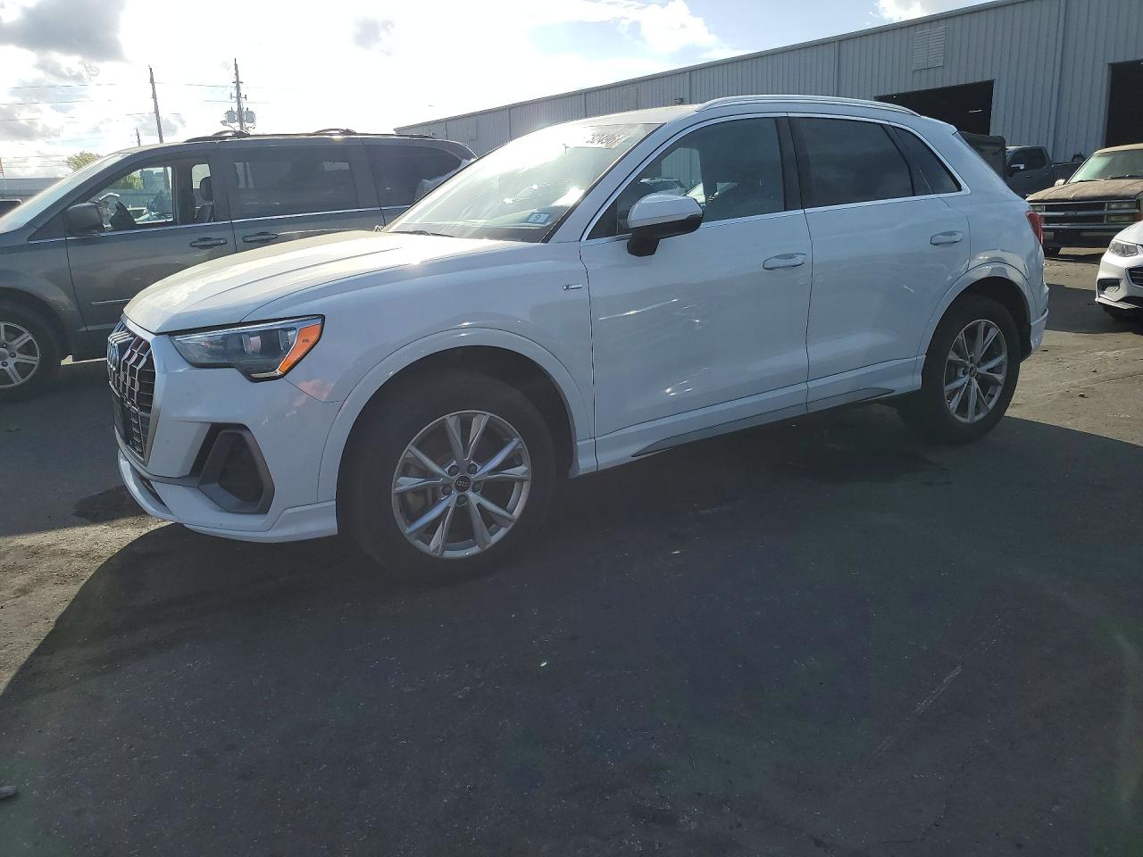 Автомобіль AUDI Q3 PREMIUM S LINE 45 2021 | GrandCar