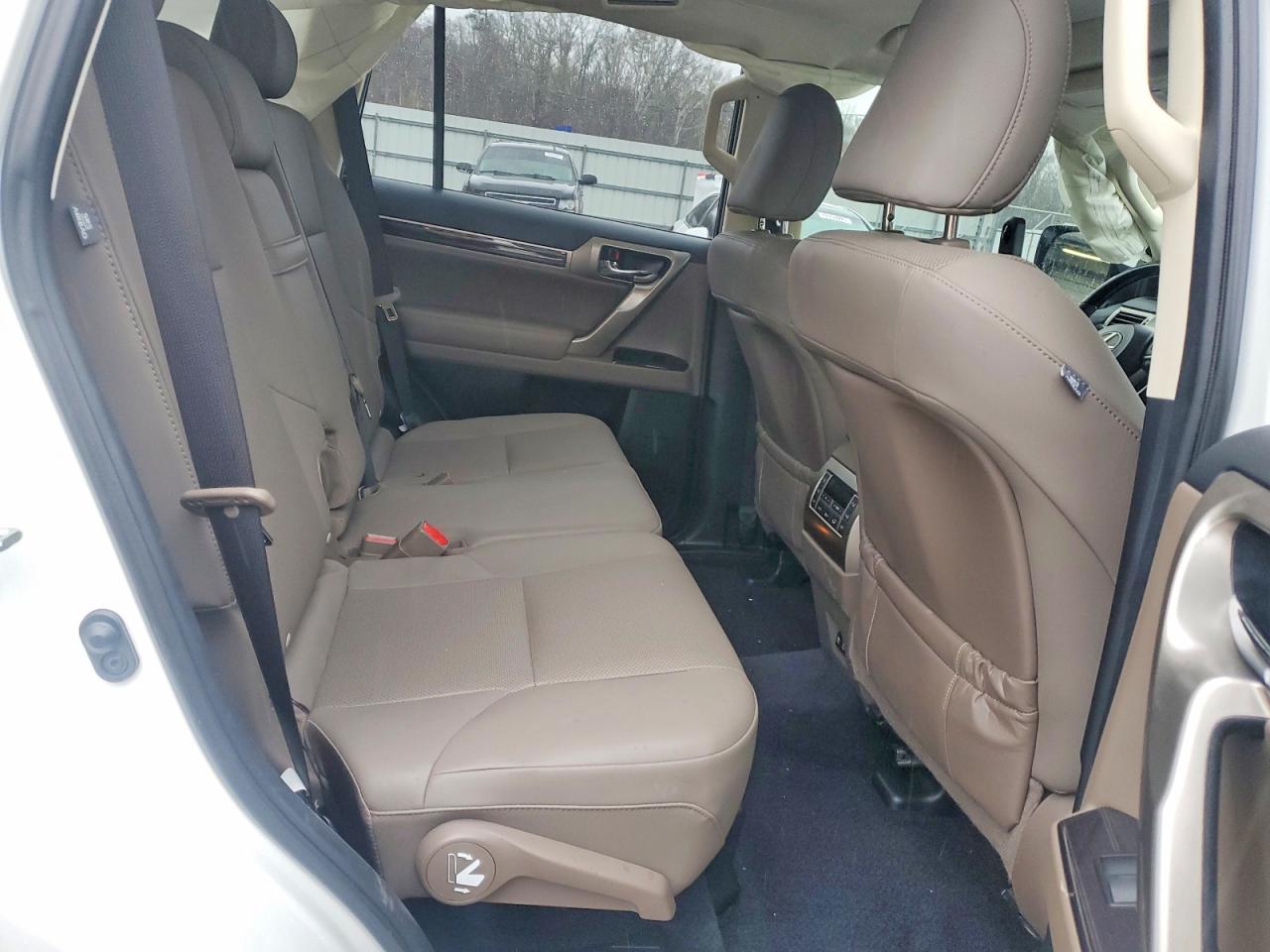 Автомобіль LEXUS GX 460 PREMIUM 2020 | GrandCar Автомобіль LEXUS GX 460 PREMIUM 2020 | GrandCar