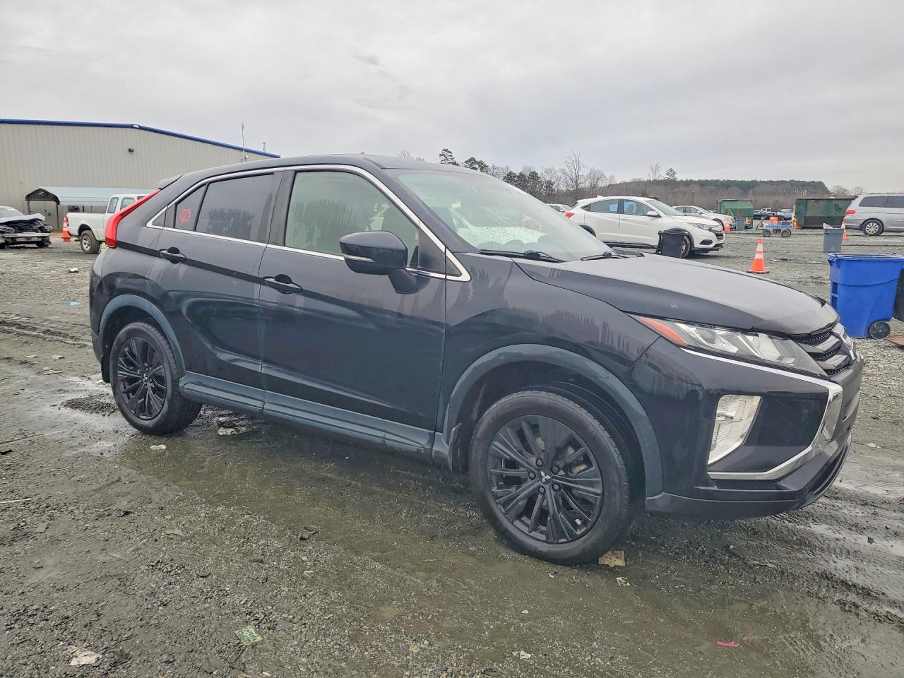 Автомобиль MITSUBISHI ECLIPSE CROSS LE 2018 | GrandCar Автомобиль MITSUBISHI ECLIPSE CROSS LE 2018 | GrandCar