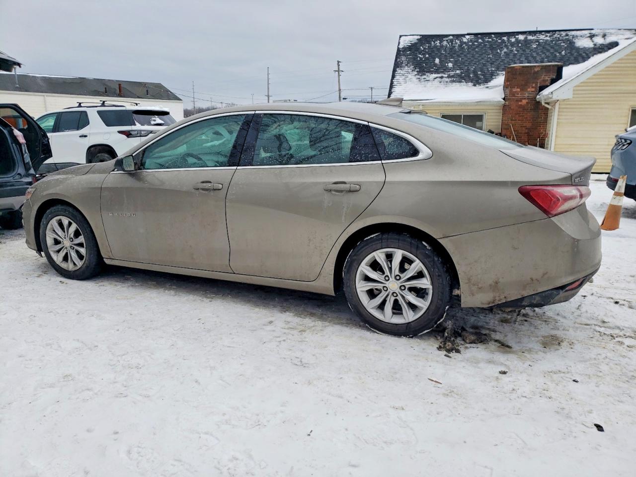 Автомобиль CHEVROLET MALIBU LT 2022 | GrandCar Автомобиль CHEVROLET MALIBU LT 2022 | GrandCar