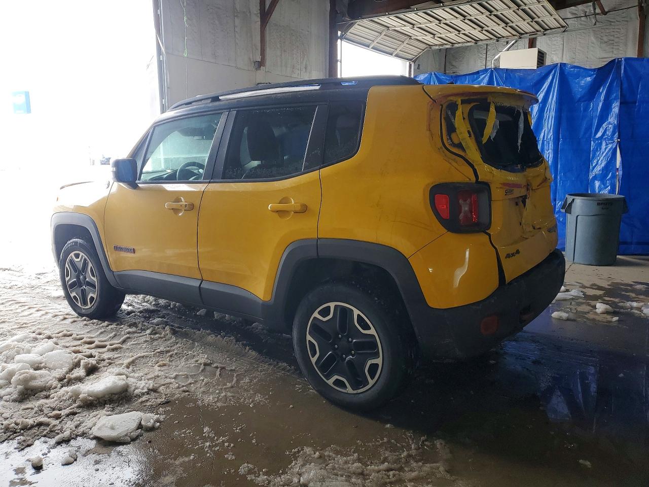 Автомобіль JEEP RENEGADE TRAILHAWK 2016 | GrandCar Автомобіль JEEP RENEGADE TRAILHAWK 2016 | GrandCar