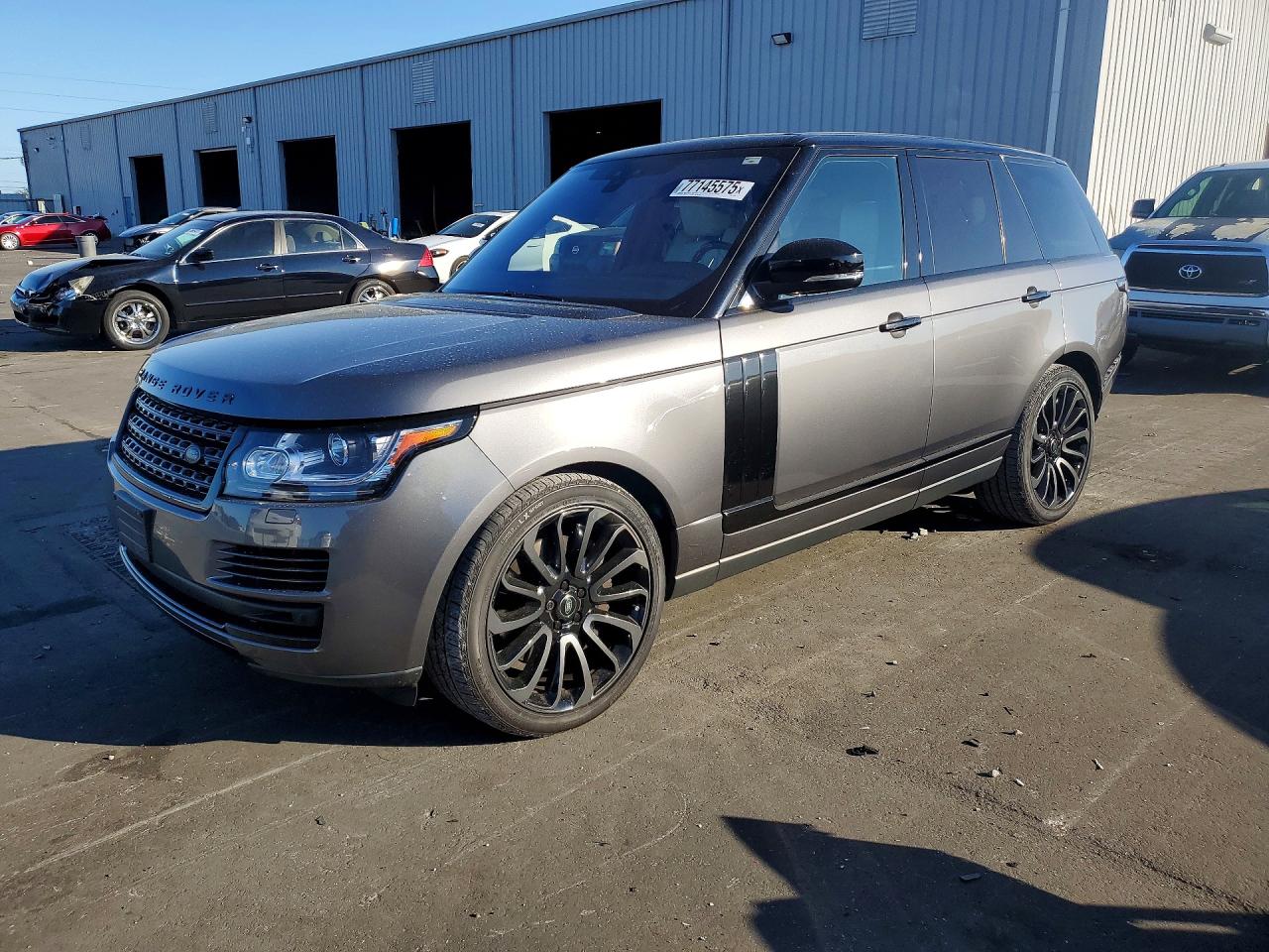 Автомобиль LAND ROVER RANGE ROVER HSE 2017 | GrandCar