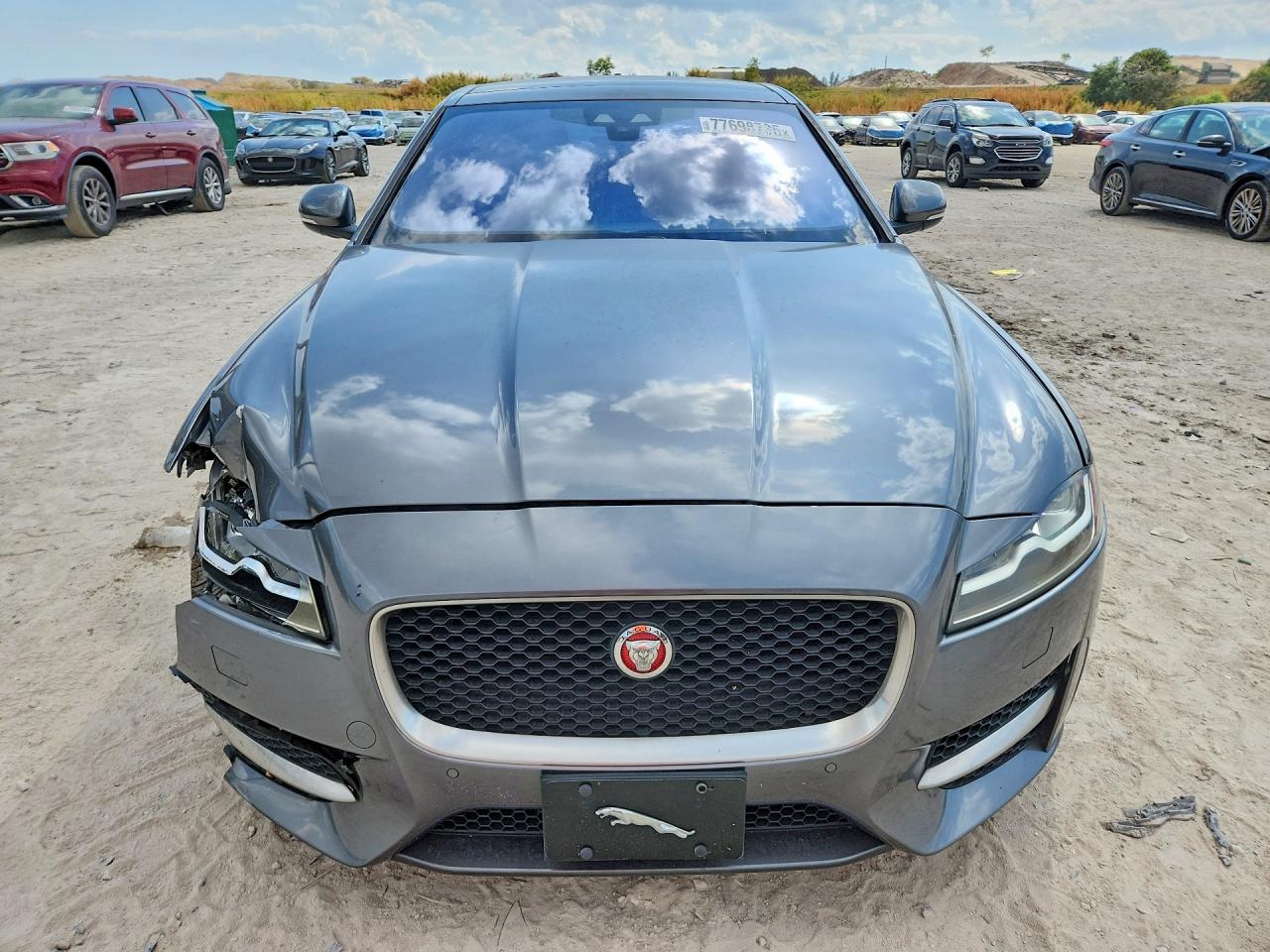 Автомобиль JAGUAR XF R — SPORT 2018 | GrandCar Автомобиль JAGUAR XF R — SPORT 2018 | GrandCar