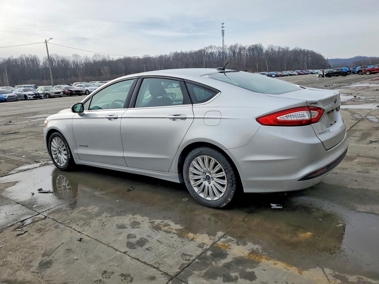 Автомобіль FORD FUSION SE HYBRID 2016 | GrandCar Автомобіль FORD FUSION SE HYBRID 2016 | GrandCar