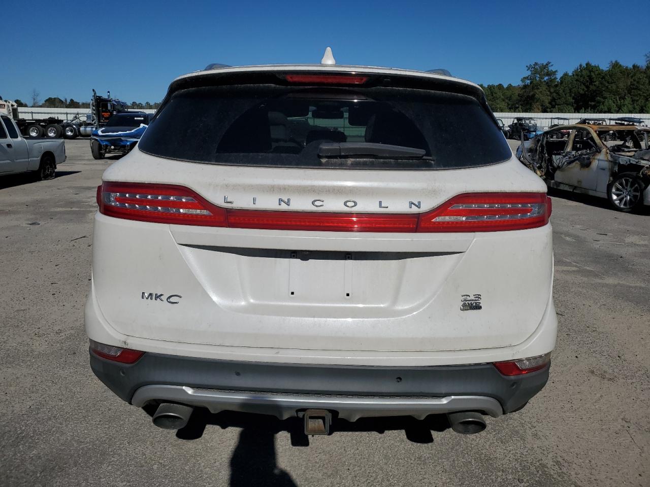 Автомобиль LINCOLN MKC RESERVE 2016 | GrandCar Автомобиль LINCOLN MKC RESERVE 2016 | GrandCar