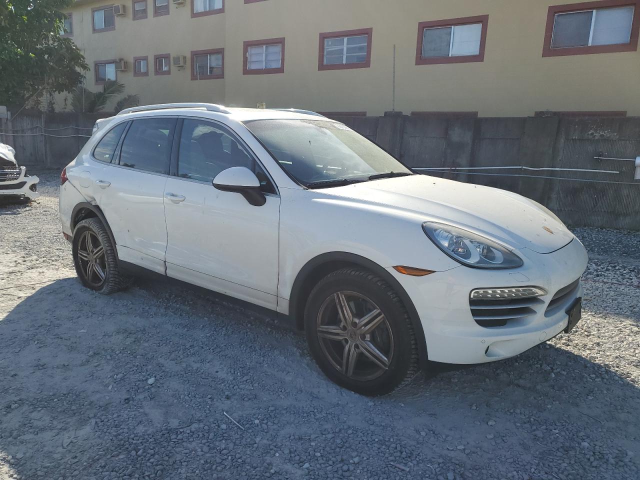 Автомобиль PORSCHE CAYENNE 2014 | GrandCar Автомобиль PORSCHE CAYENNE 2014 | GrandCar