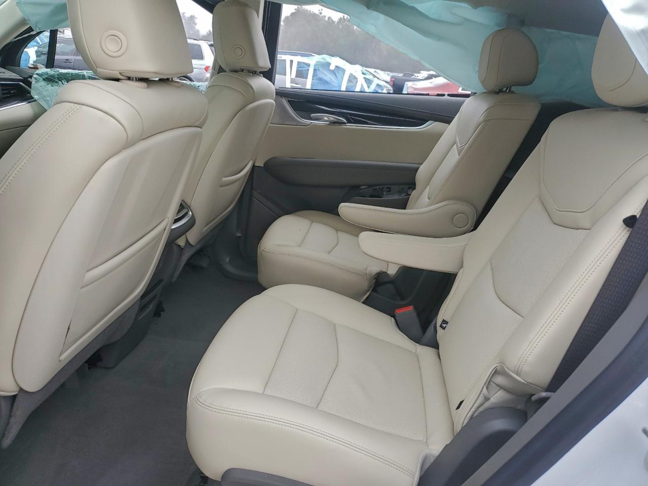 Автомобиль CADILLAC XT6 PREMIUM LUXURY 2025 | GrandCar Автомобиль CADILLAC XT6 PREMIUM LUXURY 2025 | GrandCar