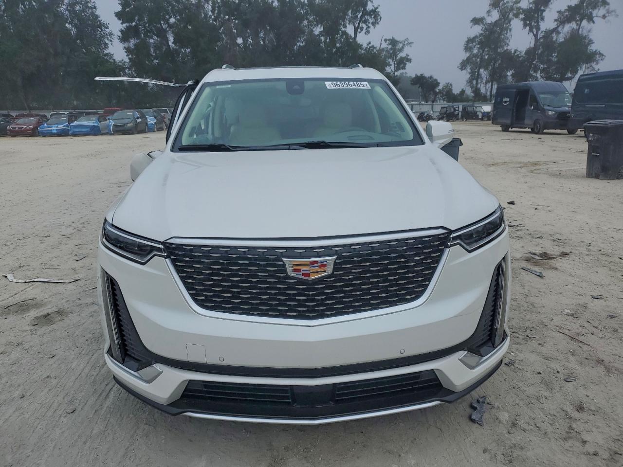 Автомобиль CADILLAC XT6 PREMIUM LUXURY 2025 | GrandCar Автомобиль CADILLAC XT6 PREMIUM LUXURY 2025 | GrandCar